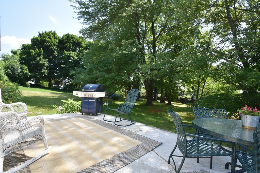 25 Robin Hood Road Marlborough, MA 01752 - Photo 17 of 20 Gallery Image 17