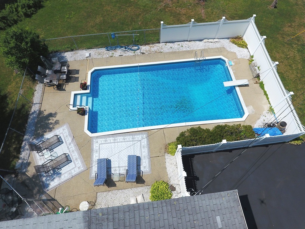 25 Robin Hood Road Marlborough, MA 01752 - Photo 19 of 20 Gallery Image 19
