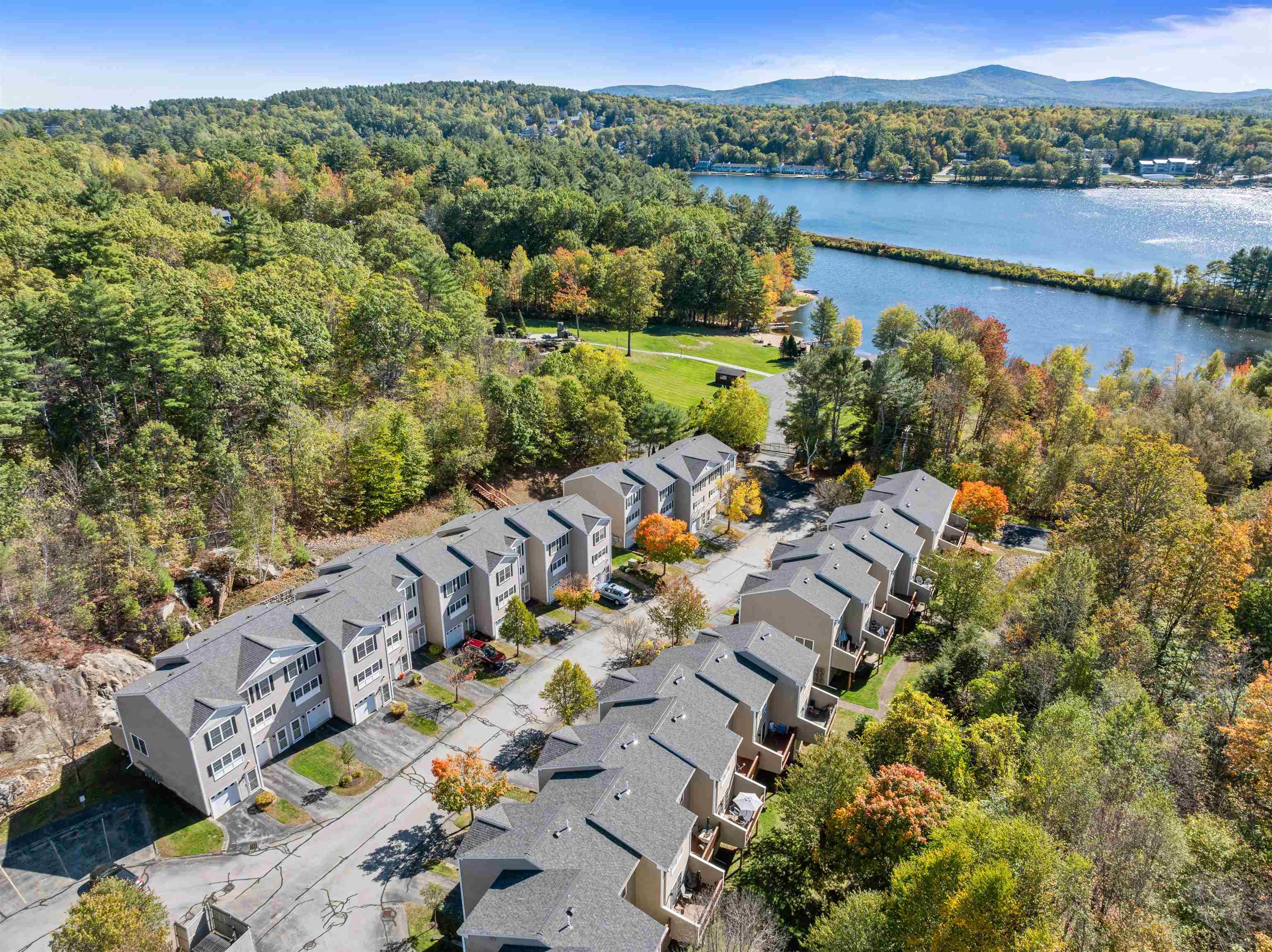 19 Dillon Way, Unit 4 Laconia, NH 03246 - Photo 1 of 40