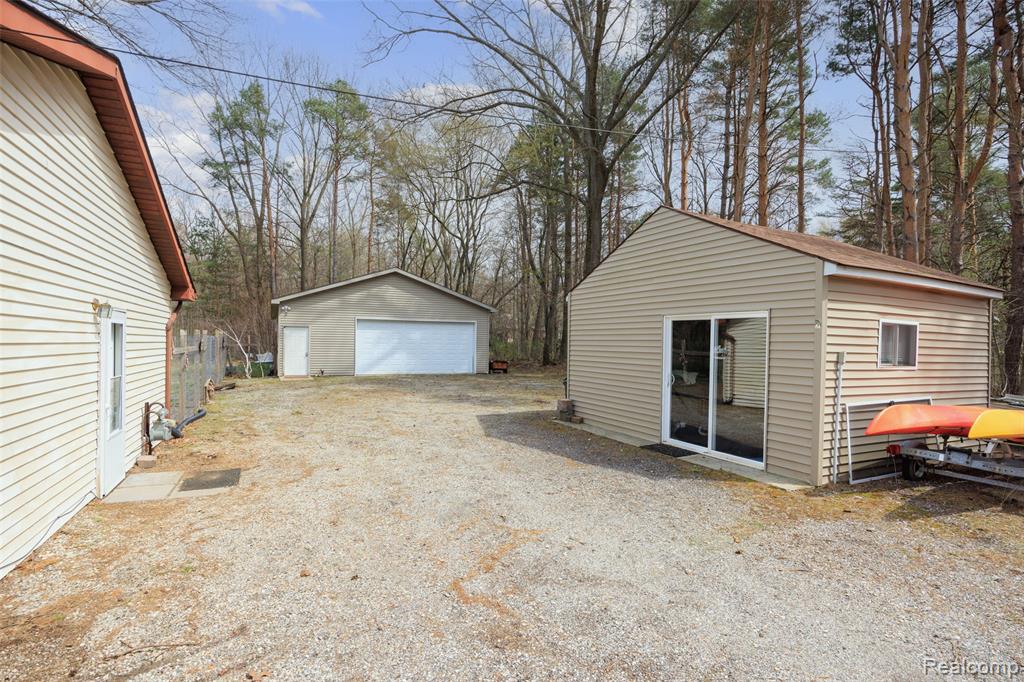 8639 Stone Road Algonac, MI 48001 - Photo 19 of 31