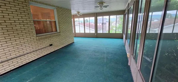 $185,000 | 156 Oakland Avenue, Uniontown, PA 15401