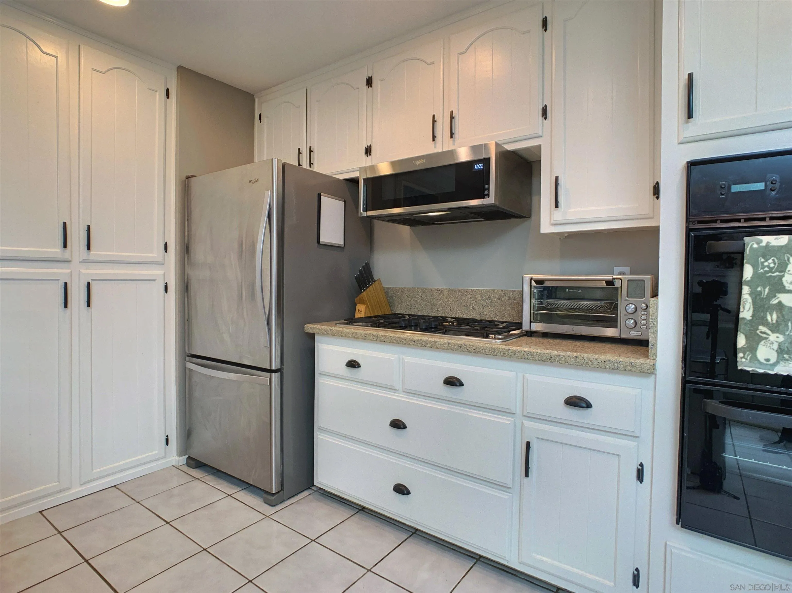 1565 Fair Valley Road El Cajon, CA 92019 - Photo 10 of 28