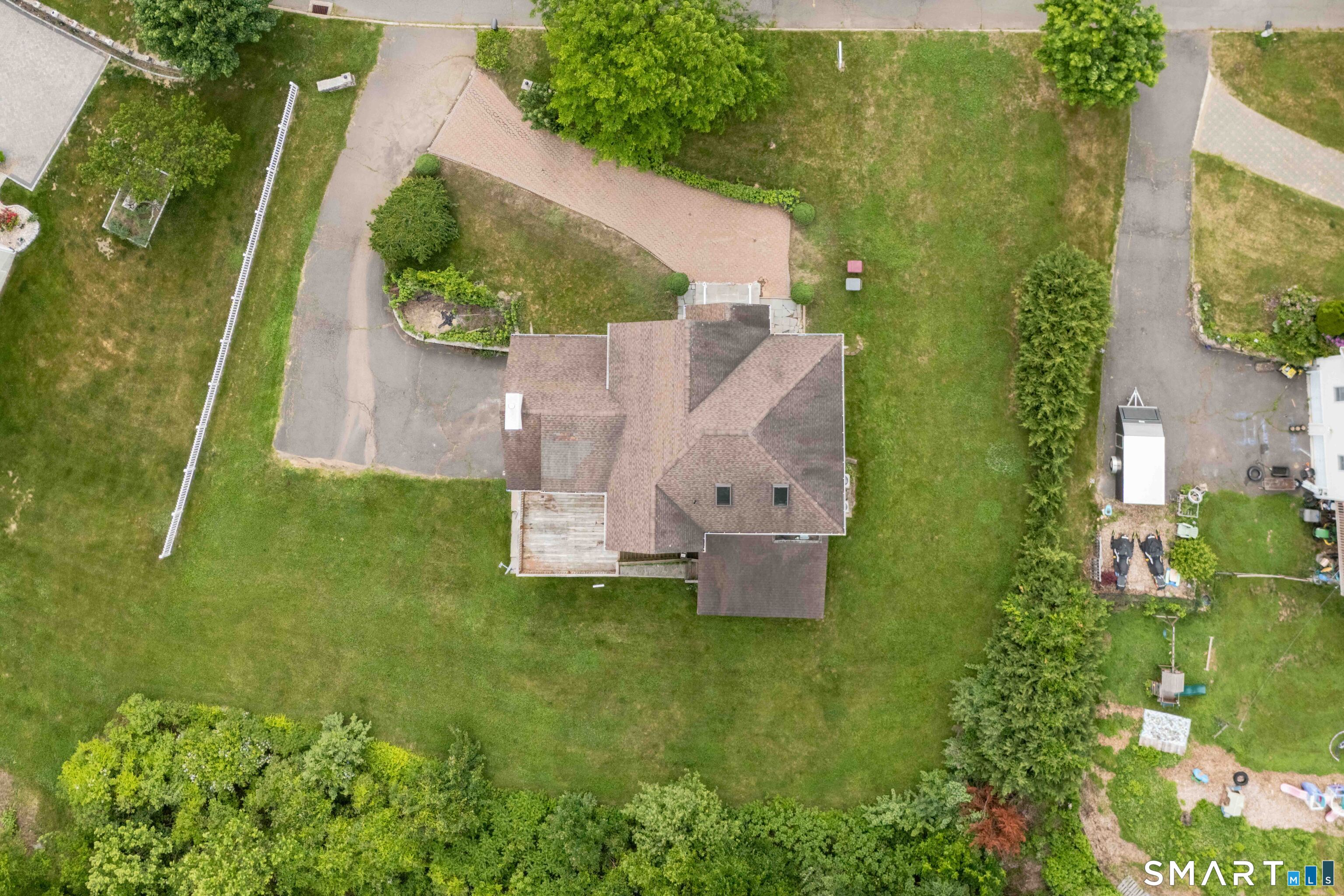 77 Graham Ridge Road Naugatuck, CT 06770 - Photo 9 of 10