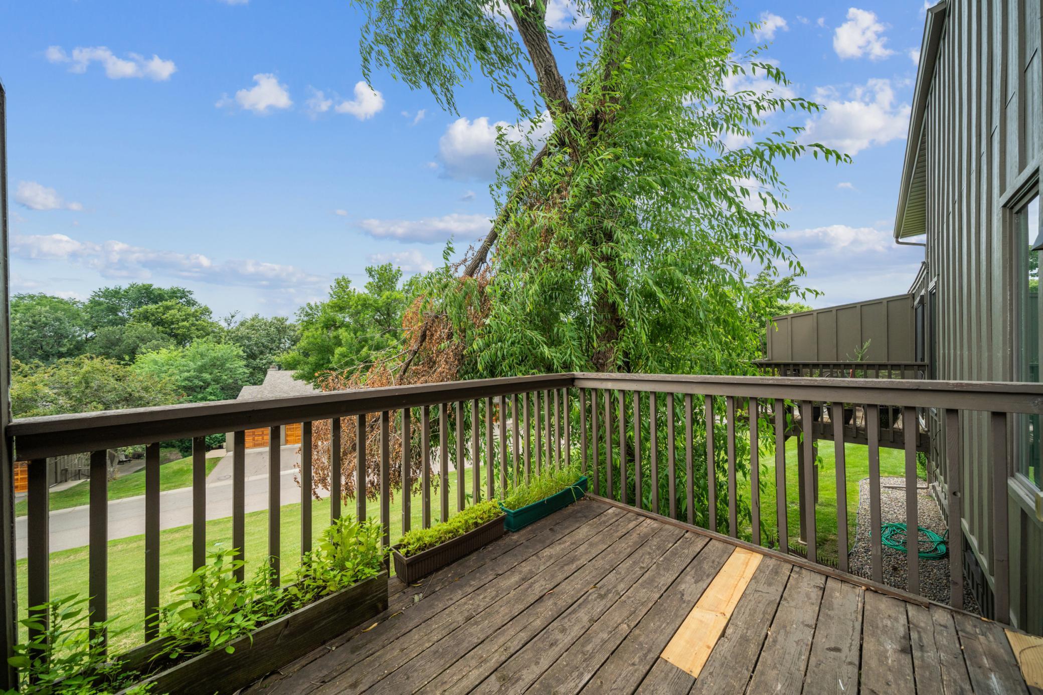 9052 Neill Lake Road, Unit B Eden Prairie, MN 55347 - Photo 15 of 31