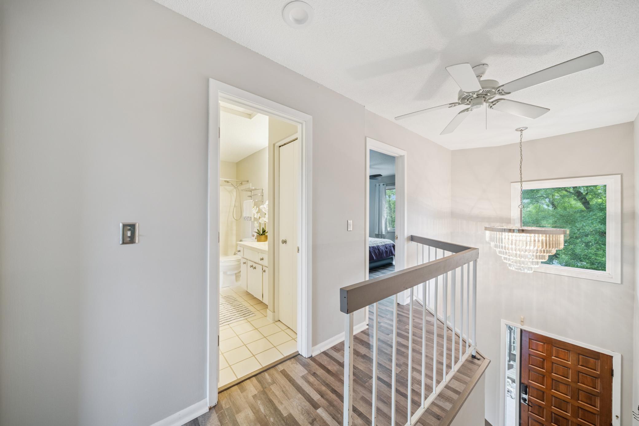 9052 Neill Lake Road, Unit B Eden Prairie, MN 55347 - Photo 9 of 31