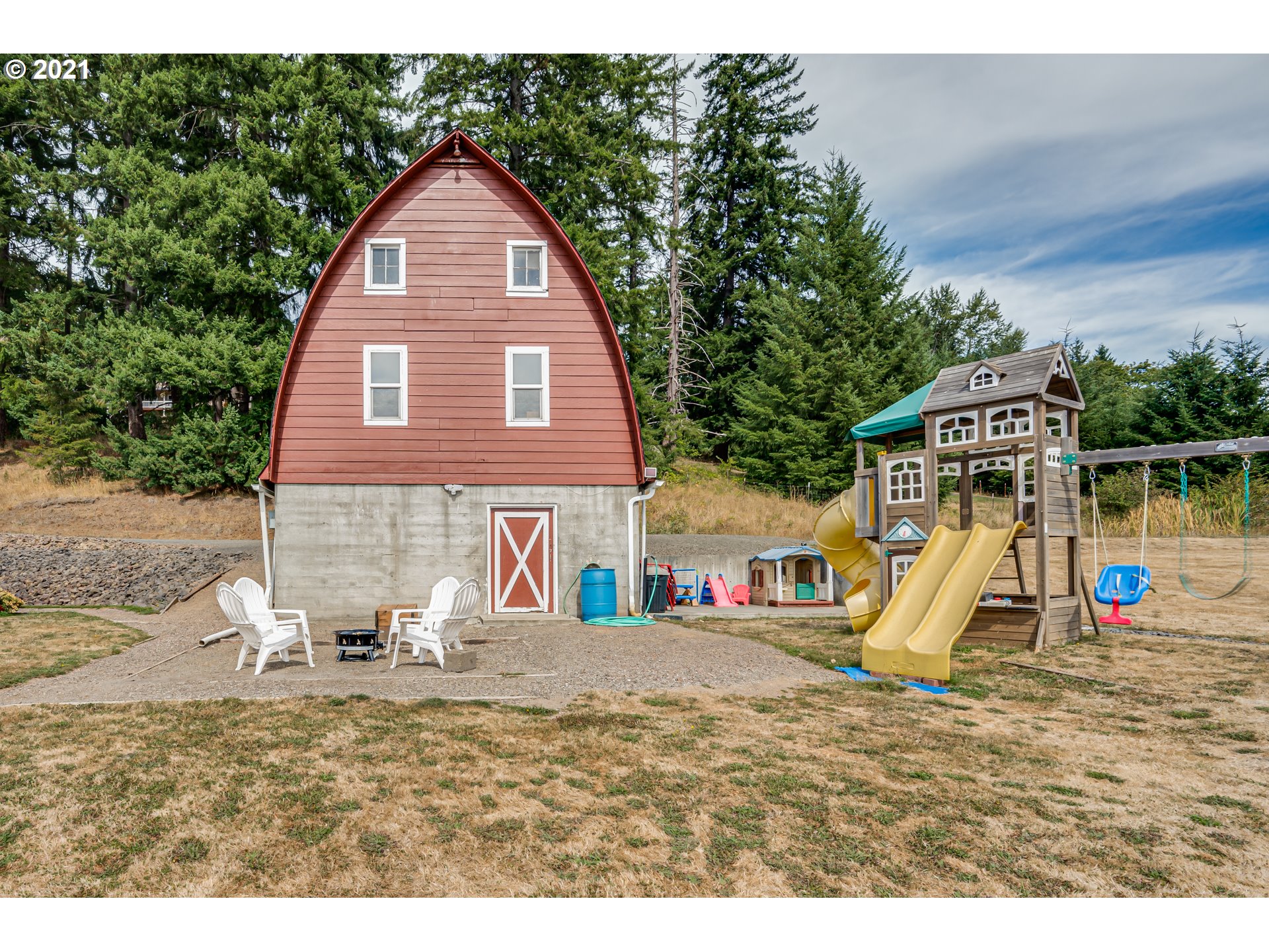 174 Newman Road Kalama, WA 98625 - Photo 28 of 31 Barn