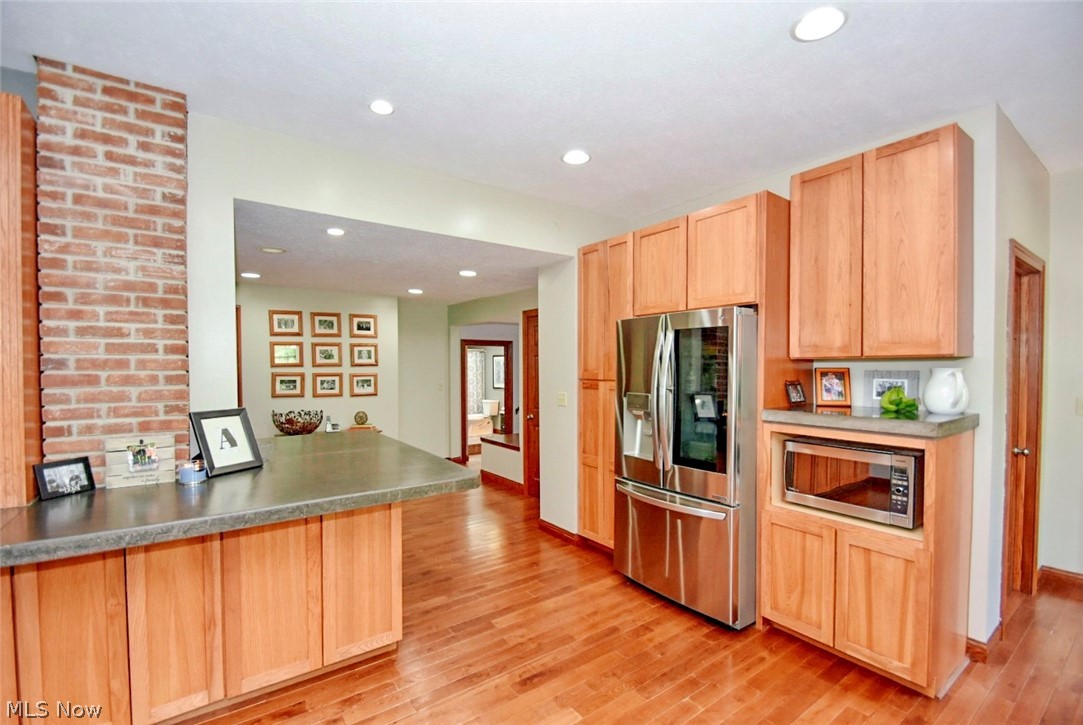 5259 Massillon Road North Canton, OH 44720 - Photo 6 of 35 Kitchen area with plenty of counter space.