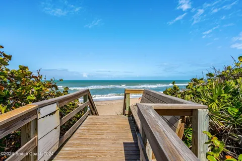 $324,900 | 329 Beverly Court, Melbourne Beach, FL 32951
