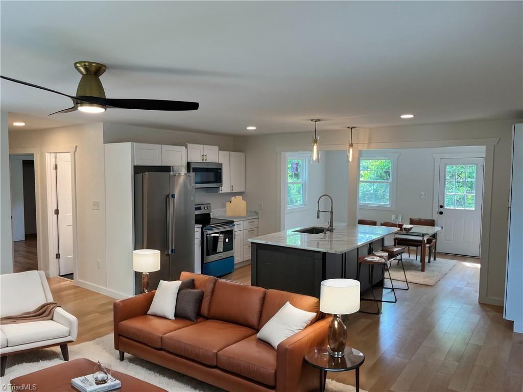 4716 Skylark Road Pfafftown, NC 27040 - Photo 1 of 25 Gallery Image 1