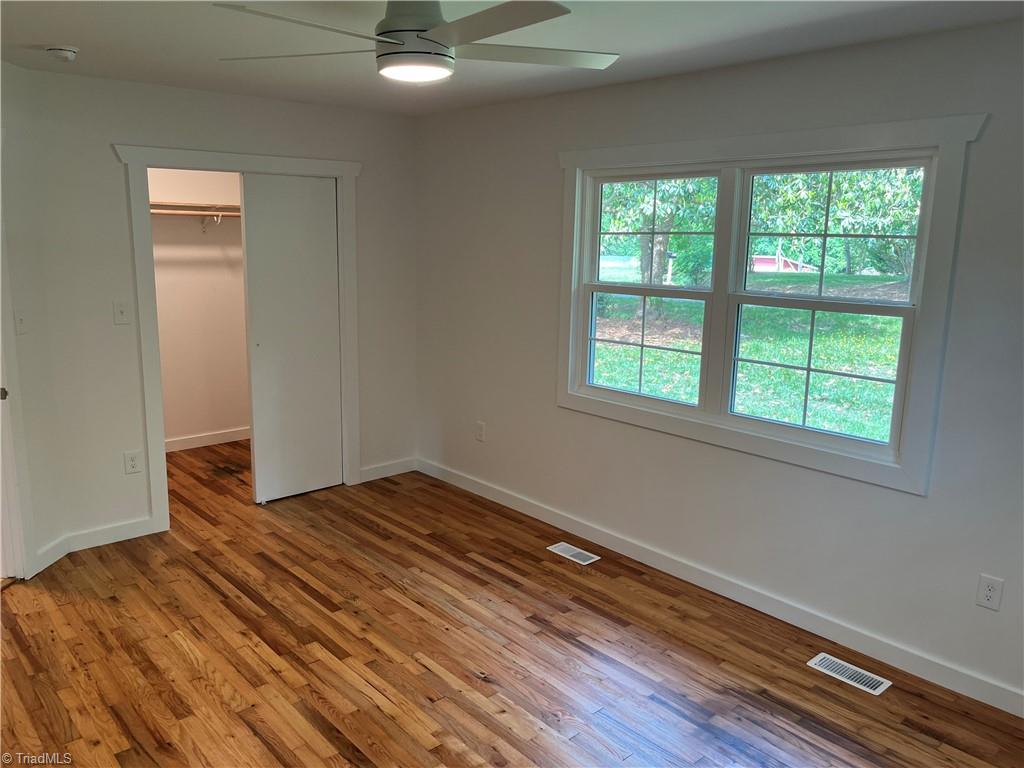 4716 Skylark Road Pfafftown, NC 27040 - Photo 16 of 25 Gallery Image 16