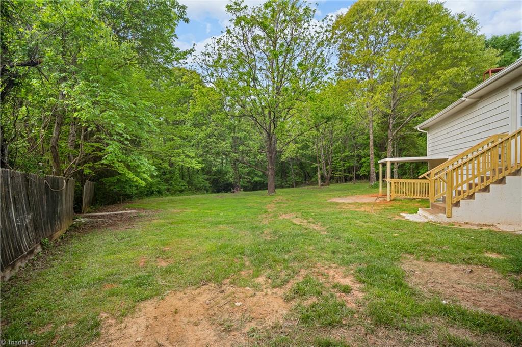 4716 Skylark Road Pfafftown, NC 27040 - Photo 24 of 25 Gallery Image 24