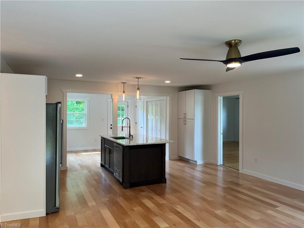 4716 Skylark Road Pfafftown, NC 27040 - Photo 5 of 25 Gallery Image 5