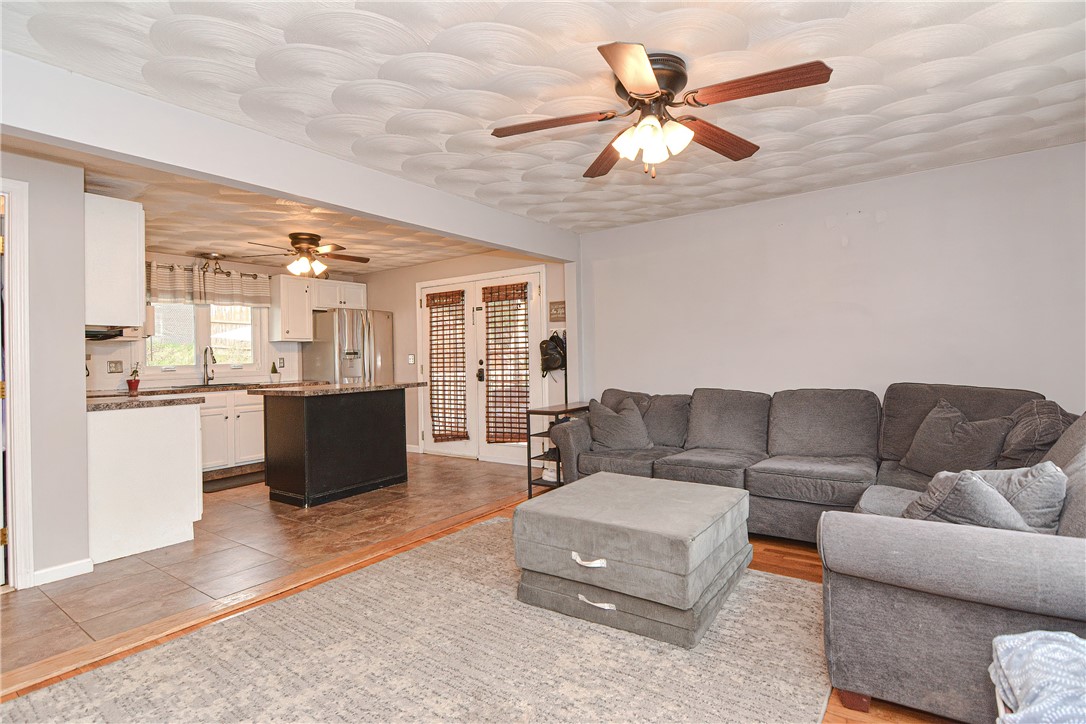 1 Continental Road Smithfield, RI 02828 - Photo 4 of 35