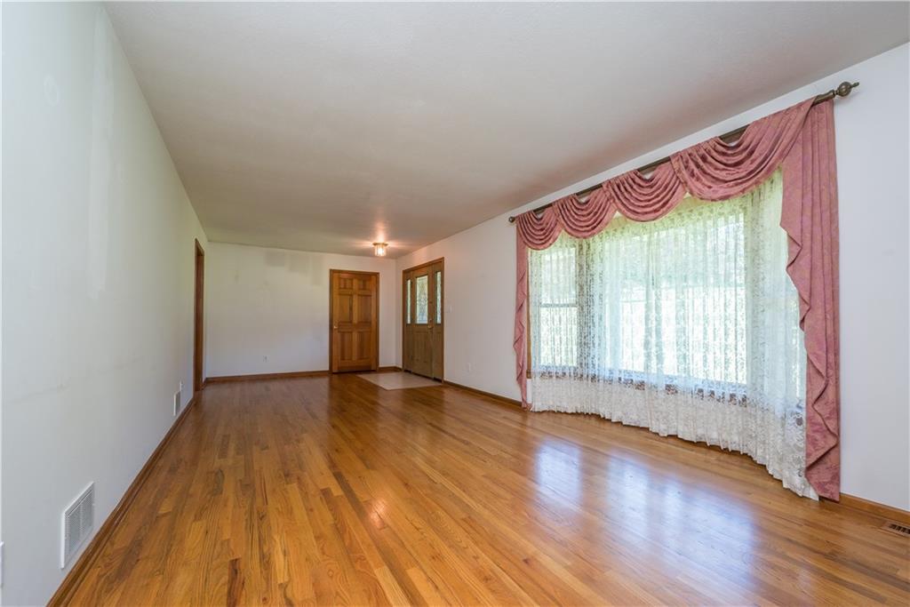 1607 Millers Run Road McDonald, PA 15057 - Photo 6 of 41
