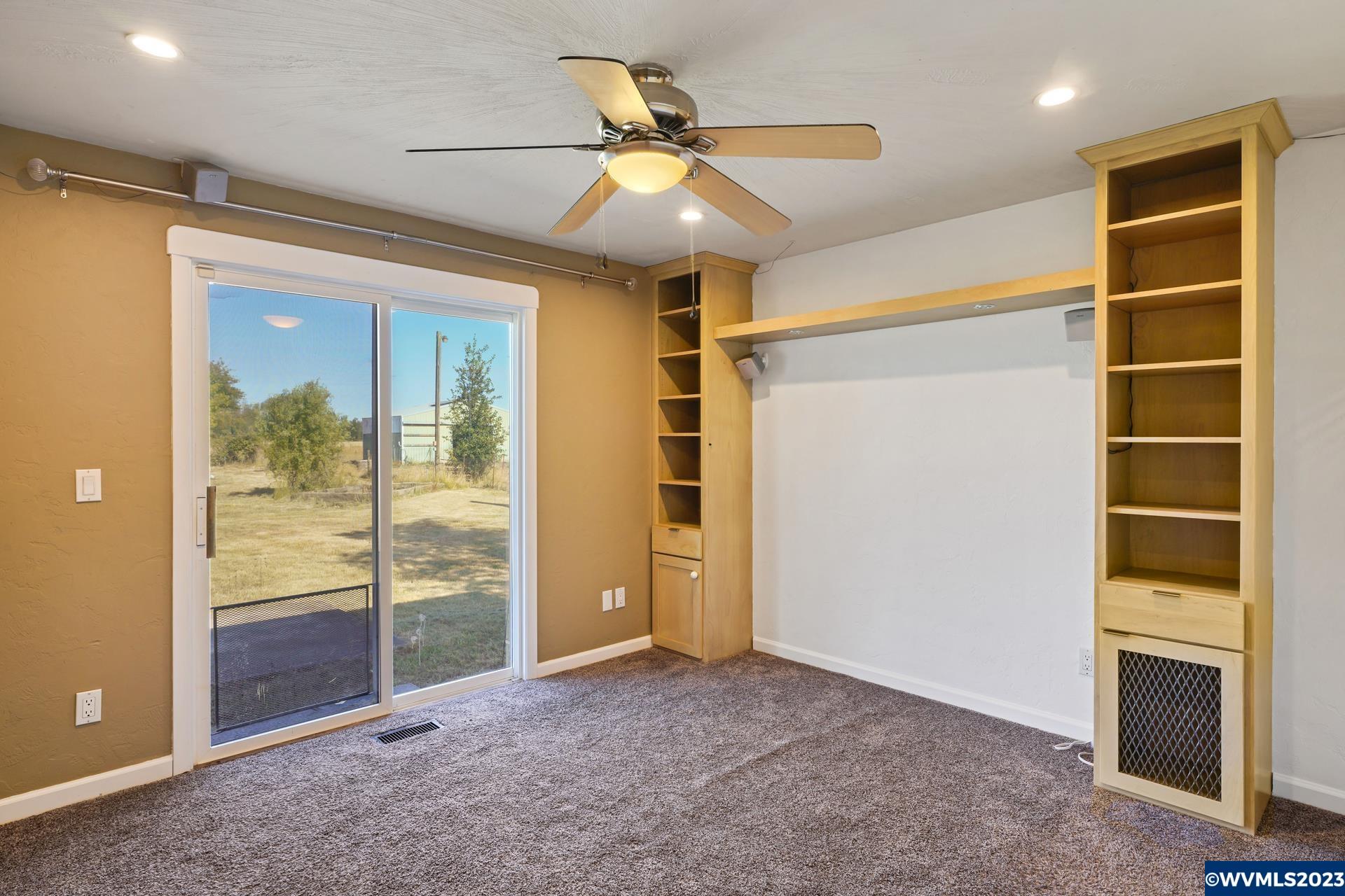 35135 Meadow Road Southwest Albany, OR 97321 - Photo 26 of 42 Gallery Image 26