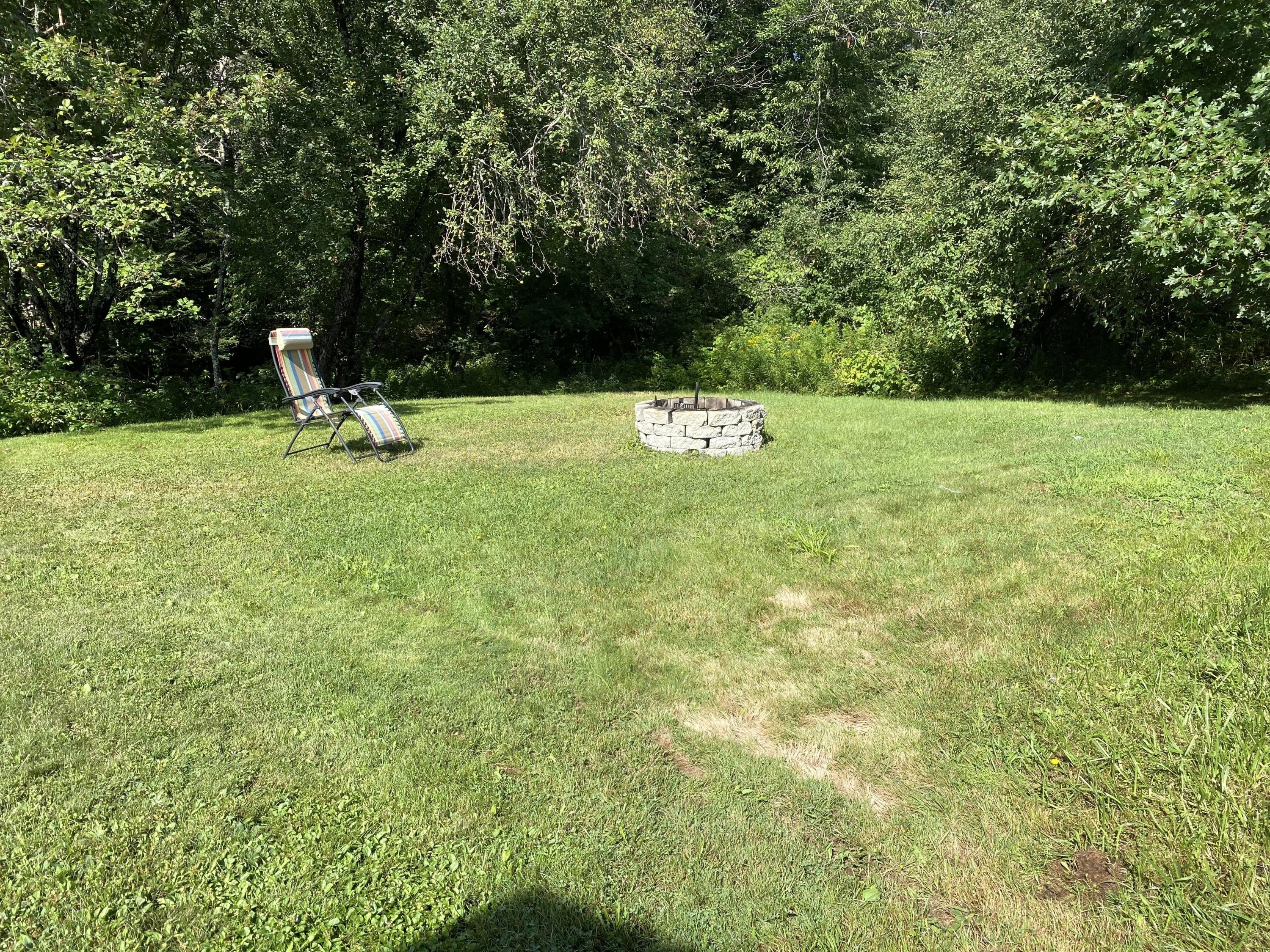 8 Eastbrook Road Franklin, ME 04634 - Photo 5 of 19 A%ar%5QjSH2lULUD1WrhrA