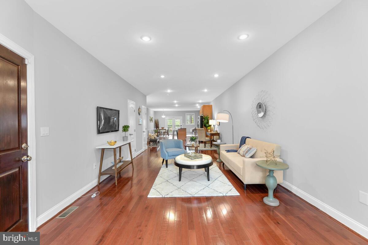 507 M Street Northeast, Unit 1 Washington, DC 20002 - Photo 8 of 42 Gallery Image 8