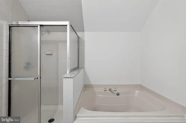 a bathroom with a tub