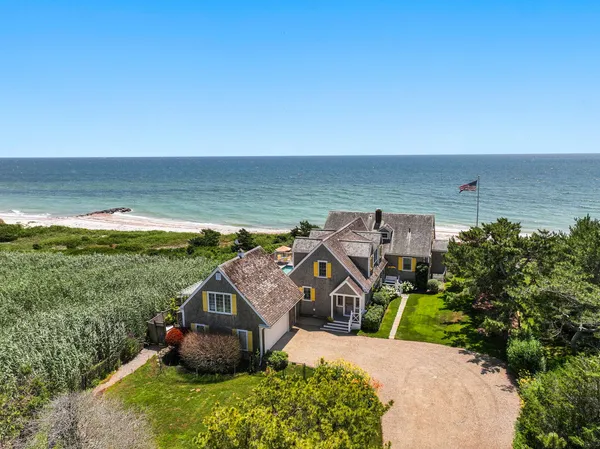 $5,800,000 | 439 Sea View Avenue, Osterville, MA 02655