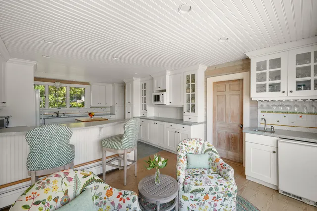 $5,995,000 | 439 Sea View Avenue, Osterville, MA 02655