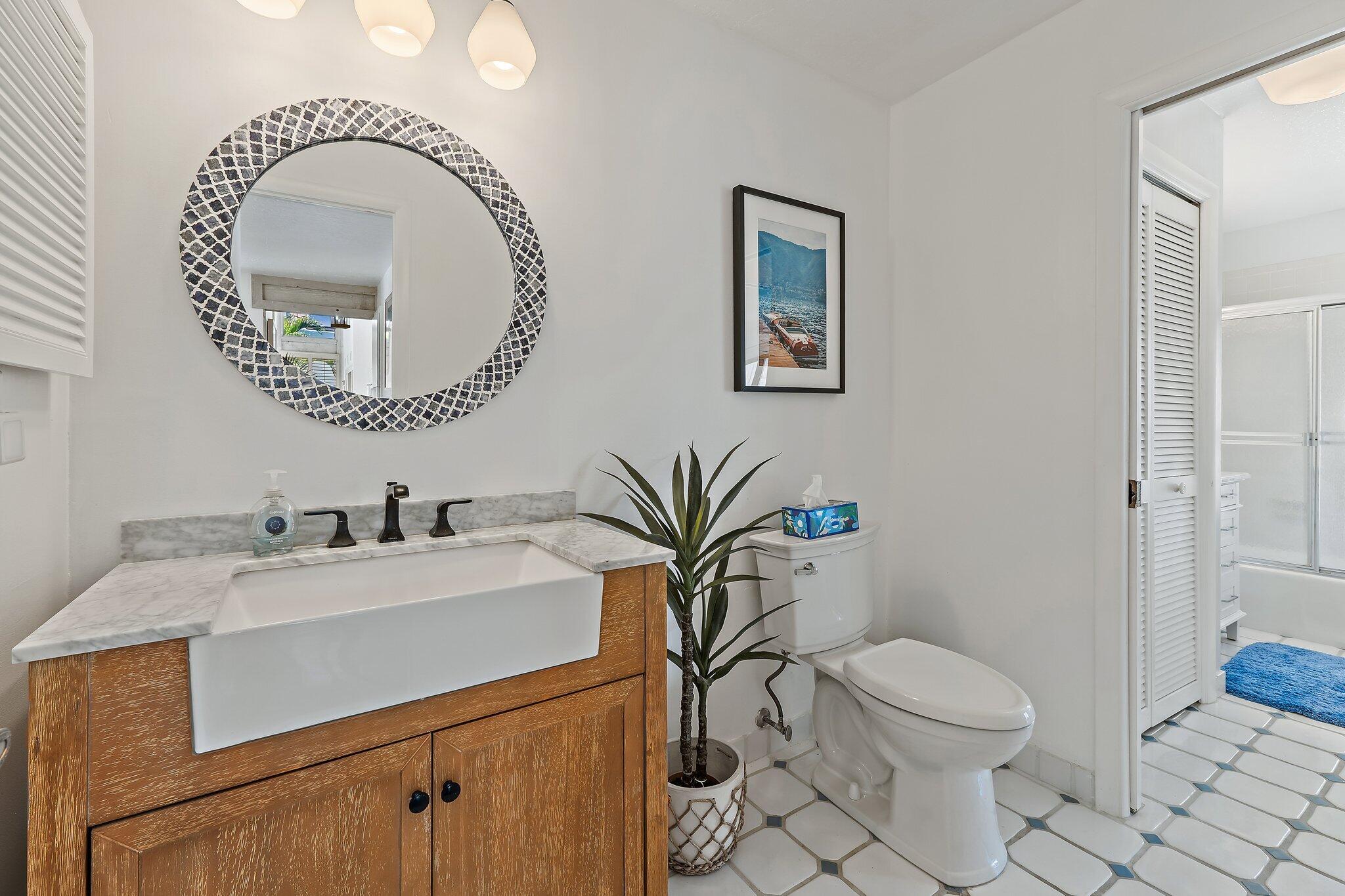 131 Bonefish Circle Jupiter, FL 33477 - Photo 16 of 48 Powder Room