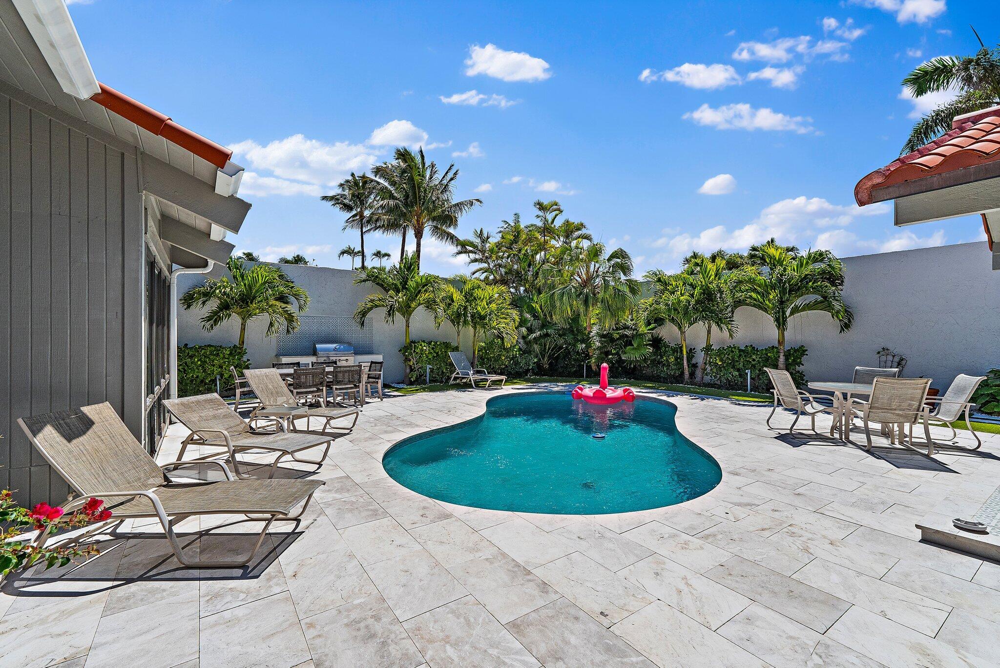 131 Bonefish Circle Jupiter, FL 33477 - Photo 35 of 48 Backyard