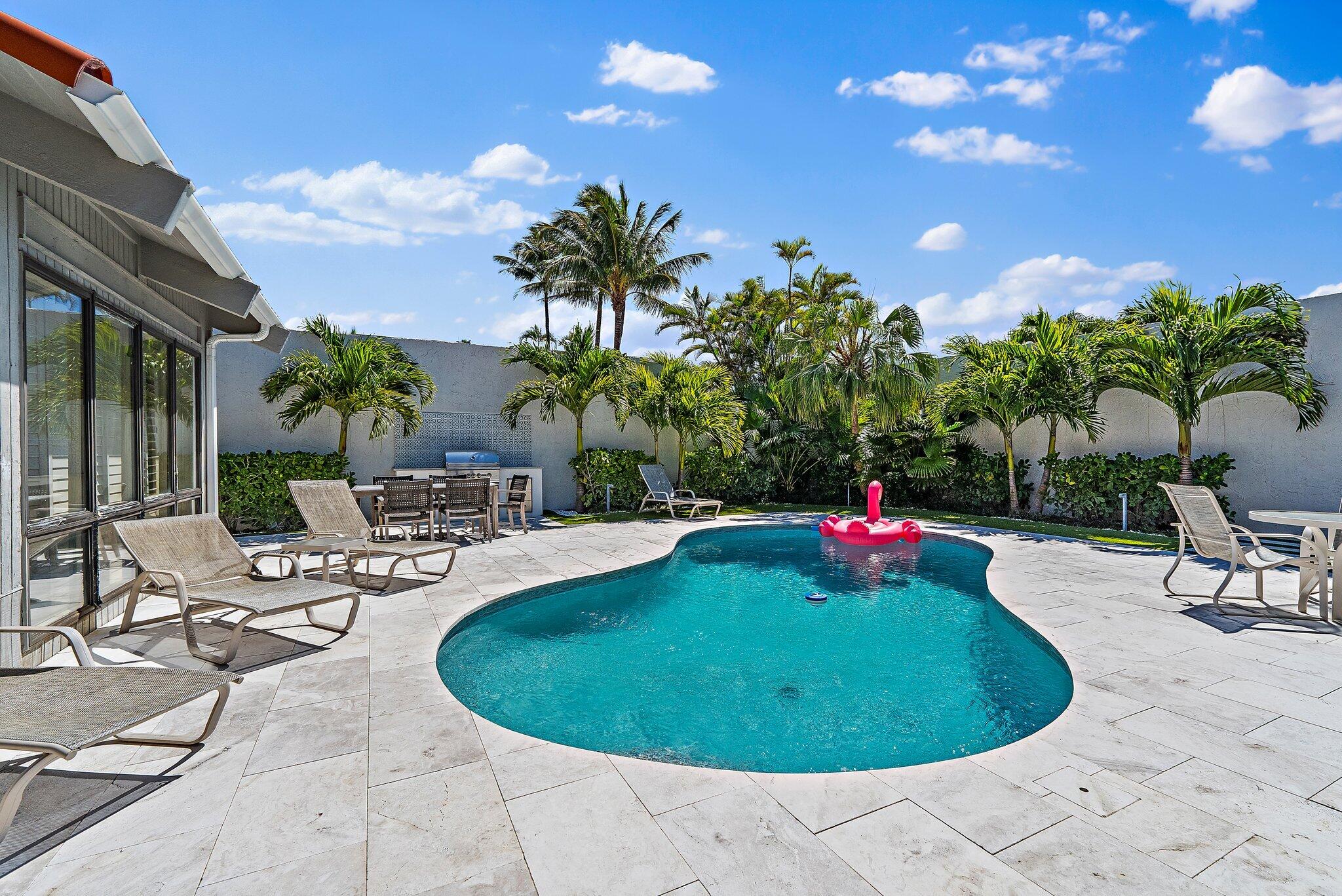 131 Bonefish Circle Jupiter, FL 33477 - Photo 36 of 48 Backyard