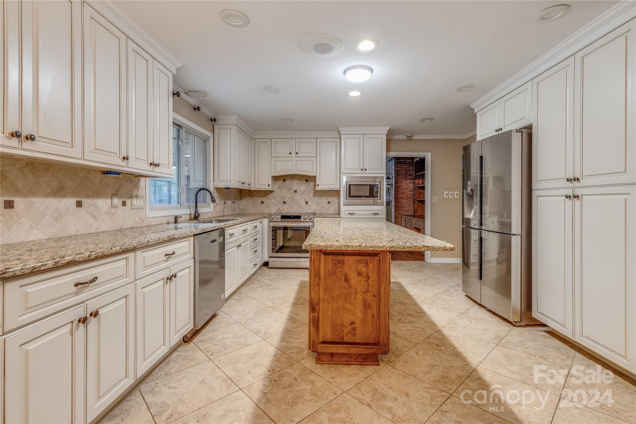 2308 Ferncliff Road Rock Hill, SC 29732 - Photo 7 of 43 Gallery Image 7