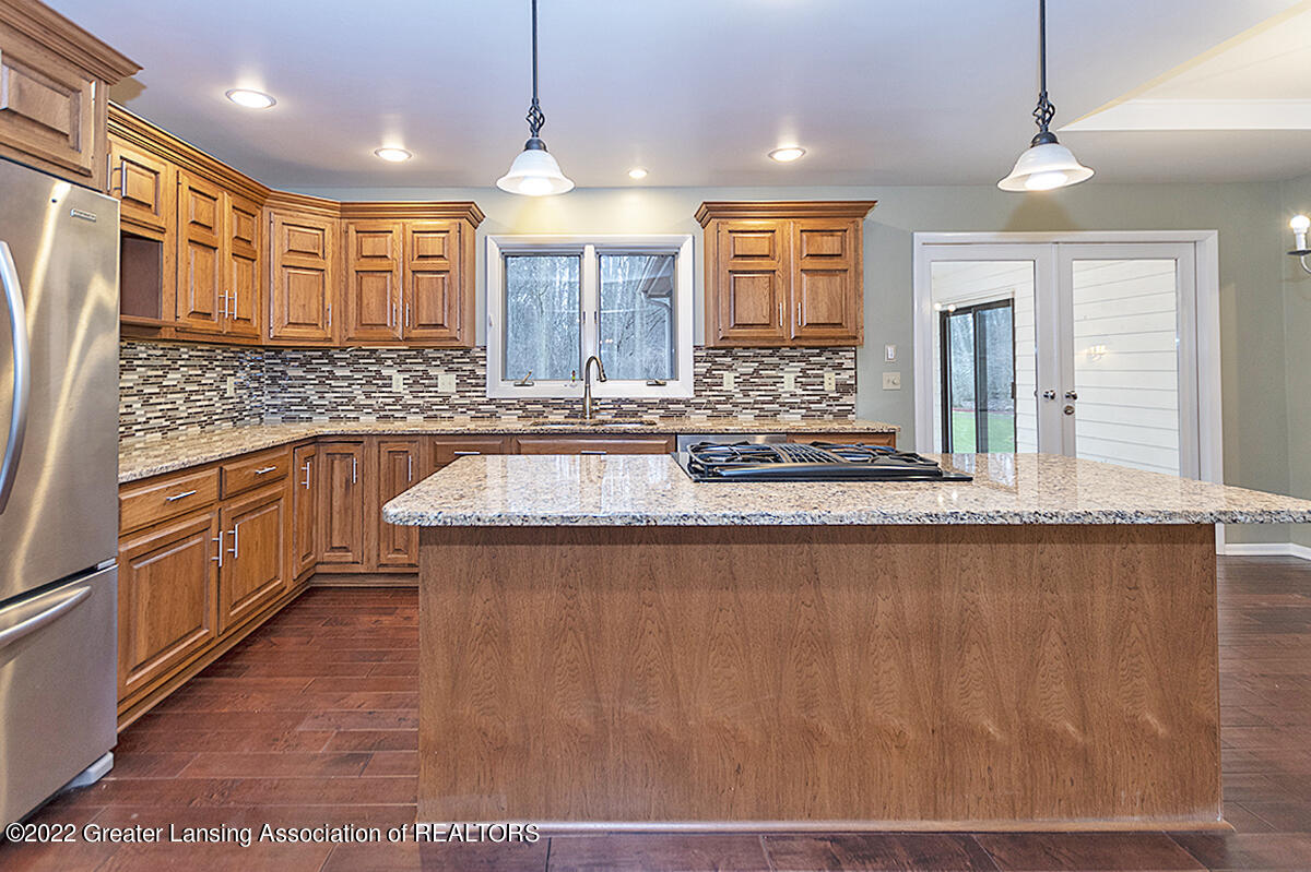 2514 Dustin Road Okemos, MI 48864 - Photo 11 of 43 08