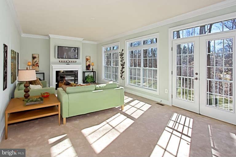 4007 Hummer Road Annandale, VA 22003 - Photo 13 of 30 Family Room