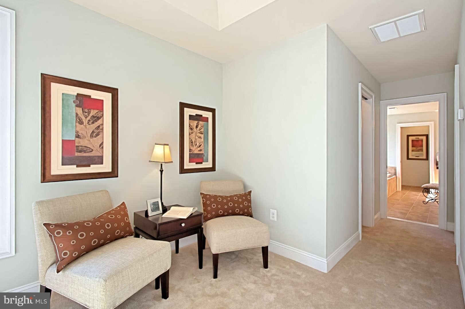 4007 Hummer Road Annandale, VA 22003 - Photo 18 of 30 Sitting Area
