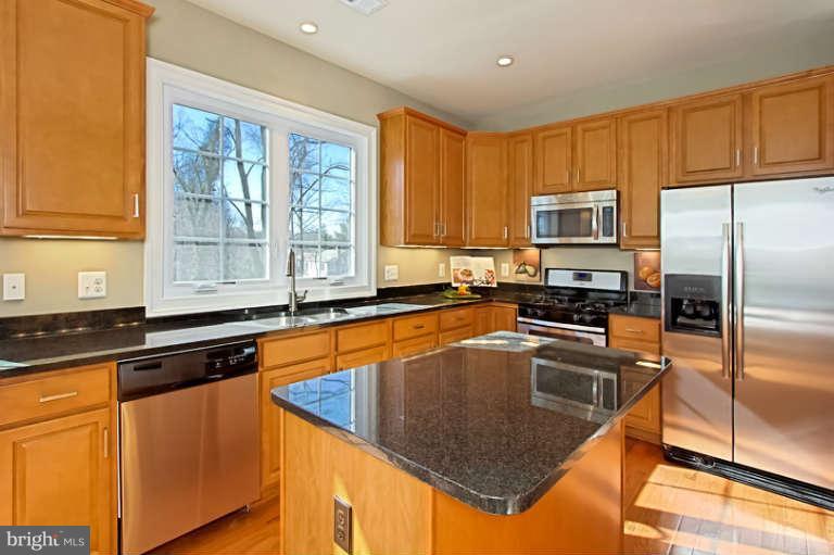 4007 Hummer Road Annandale, VA 22003 - Photo 9 of 30 Kitchen