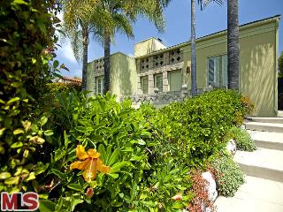 3209 Lowry Road Los Angeles, CA 90027 - Photo 1 of 1