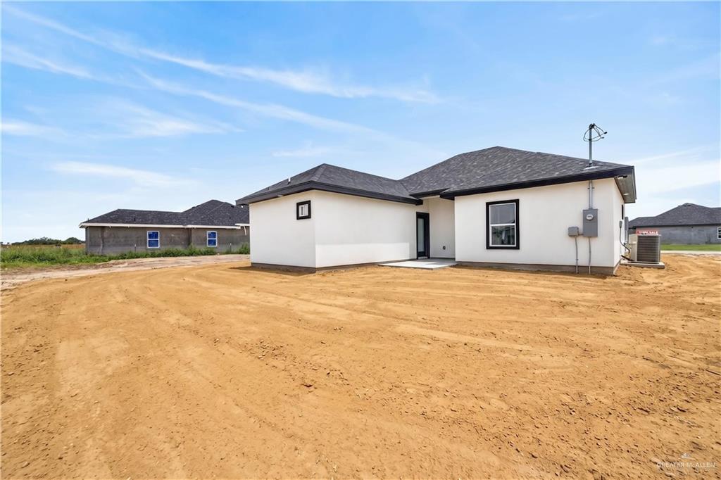 445 Padre Road Donna, TX 78537 - Photo 17 of 20