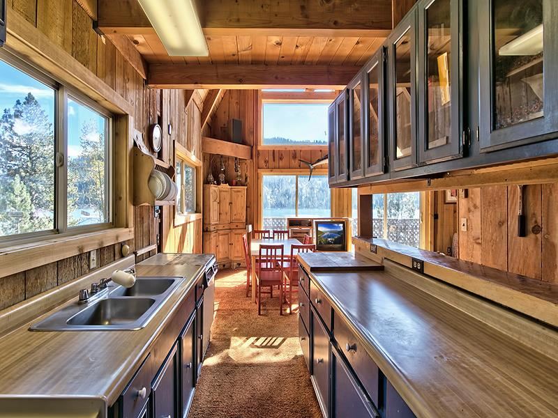 14794 Donner Pass Road, Unit 2 Truckee, CA 96161 - Photo 7 of 14 Gallery Image 7