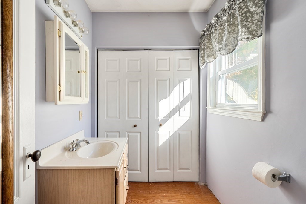 65 Old Road Dracut, MA 01826 - Photo 7 of 25