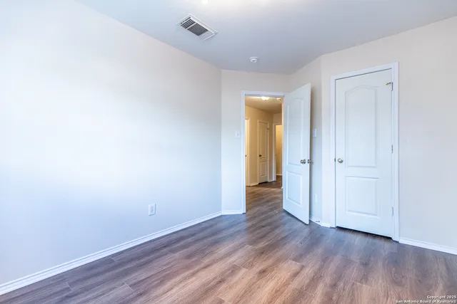 $1,695 | 7910 Lattimer Pond, San Antonio, TX 78254