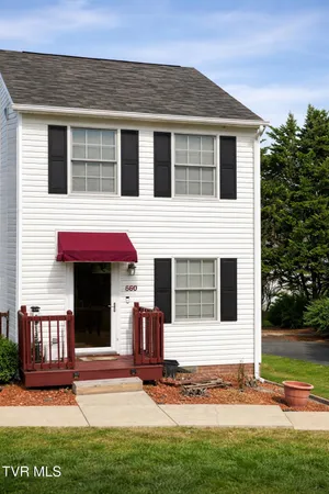 $179,900 | 660 Beaverview Drive, Unit 660, Bristol, VA 24201