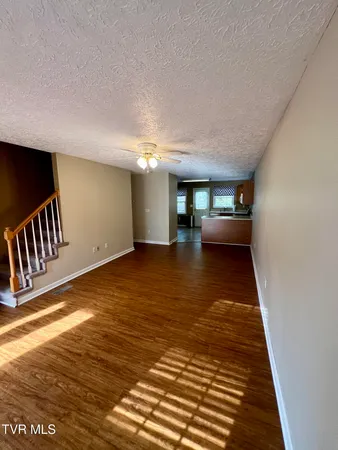 $179,900 | 660 Beaverview Drive, Unit 660, Bristol, VA 24201