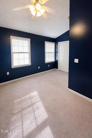 $174,900 | 660 Beaverview Drive, Unit 660, Bristol, VA 24201