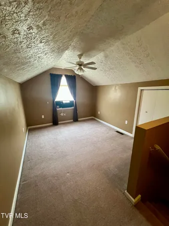 $179,900 | 660 Beaverview Drive, Unit 660, Bristol, VA 24201