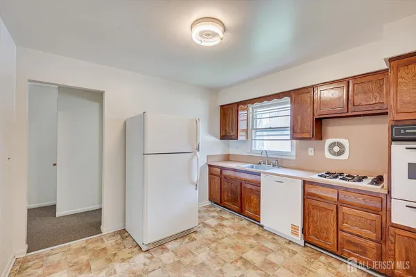 $2,500 | 52 Johnson Avenue, Cranford, NJ 07016