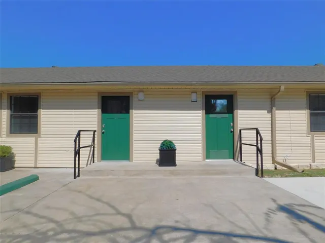 a house view with a outdoor space