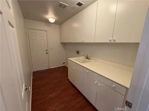 $979,950 | 22219 Trinity Place, Santa Clarita, CA 91390