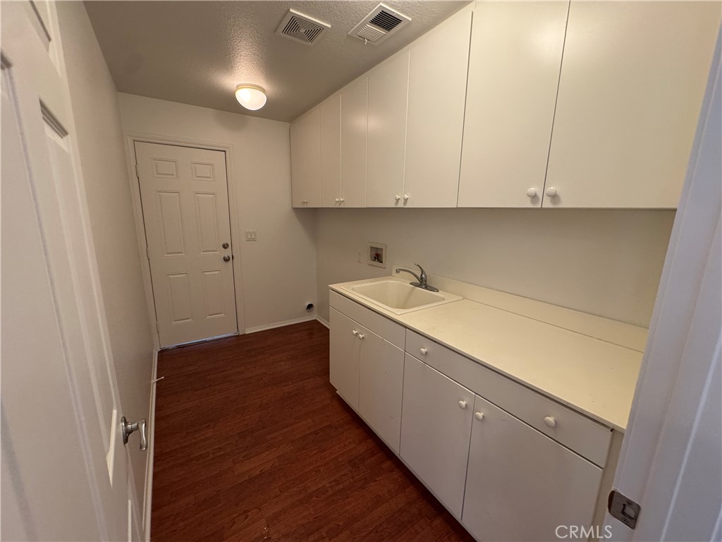 22219 Trinity Place Saugus, CA 91390 - Photo 19 of 57