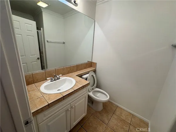 $979,950 | 22219 Trinity Place, Santa Clarita, CA 91390