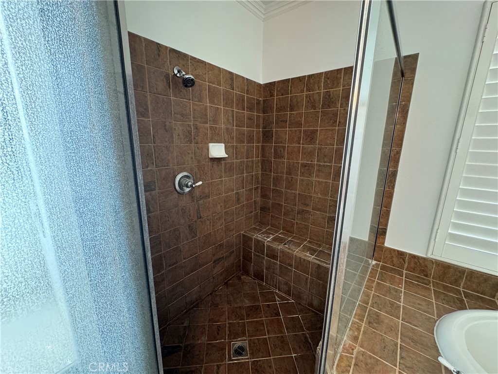 22219 Trinity Place Saugus, CA 91390 - Photo 37 of 57