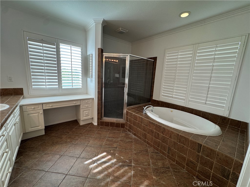 22219 Trinity Place Saugus, CA 91390 - Photo 39 of 57