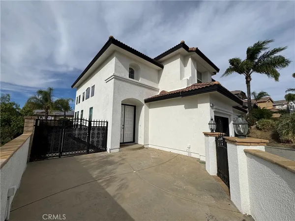 $979,950 | 22219 Trinity Place, Santa Clarita, CA 91390