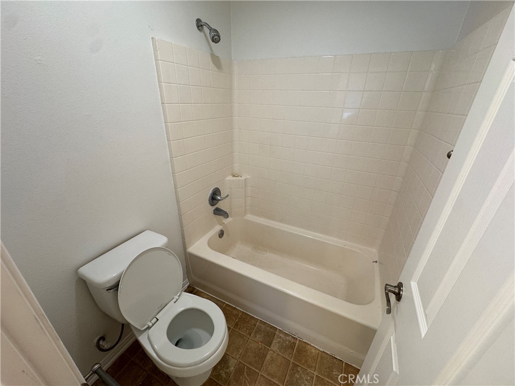 22219 Trinity Place Saugus, CA 91390 - Photo 44 of 57